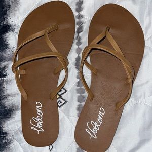 ✨VOLCOM SANDALS